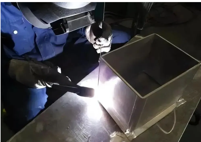 c5b3ae3dfb5bc312a433abe13d36073a